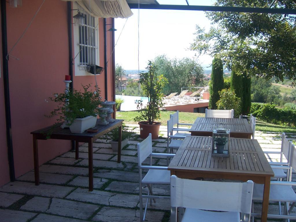 Agriturismo Le Due Querce Lazzeretto Ngoại thất bức ảnh