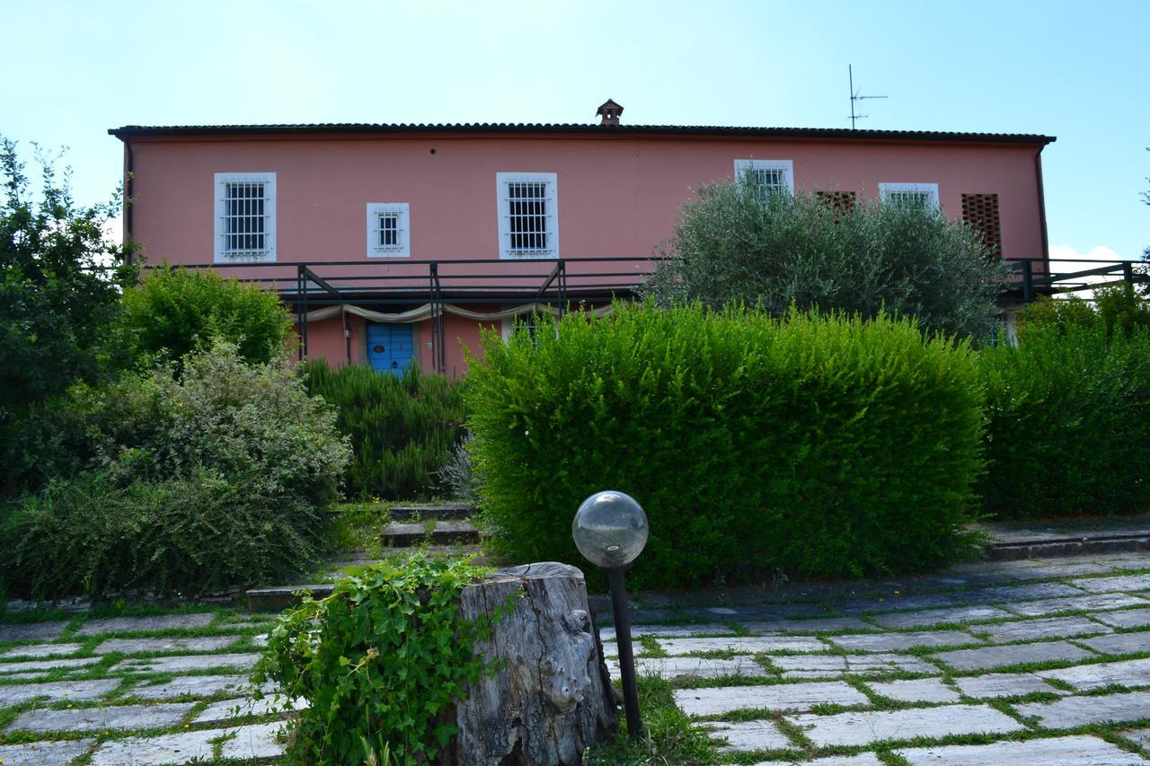 Agriturismo Le Due Querce Lazzeretto Ngoại thất bức ảnh